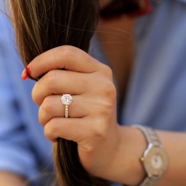 Flower bud diamond ring