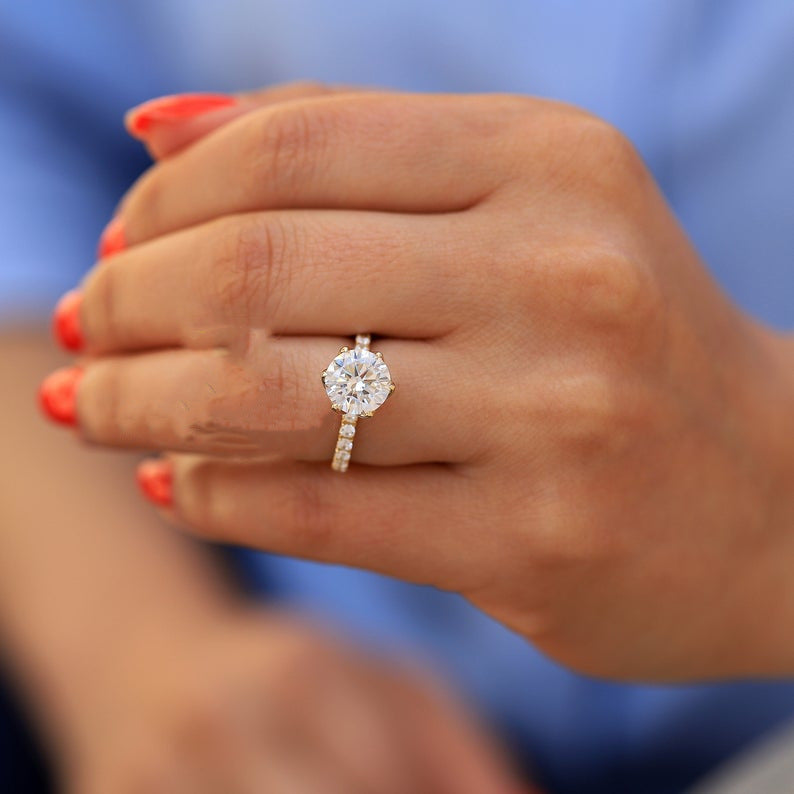 Flower bud diamond ring